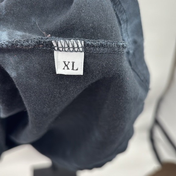 Affliction Black and Green Long Sleeve Tee with  Sparkly Skull Design Size‎ XL - Picture 8 of 11